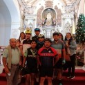 Familia de Cabildo llega en bicicleta para cumplir con su manda a la Chinita