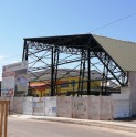 Multicancha techada del Colegio Nta. Sra del Rosario presenta un 90% de avance