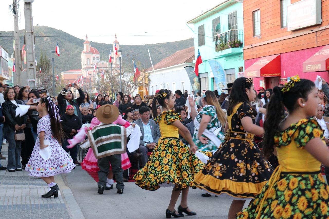 Andacollo dio inicio a las celebraciones de Fiestas Patrias con fiesta de la chilenidad