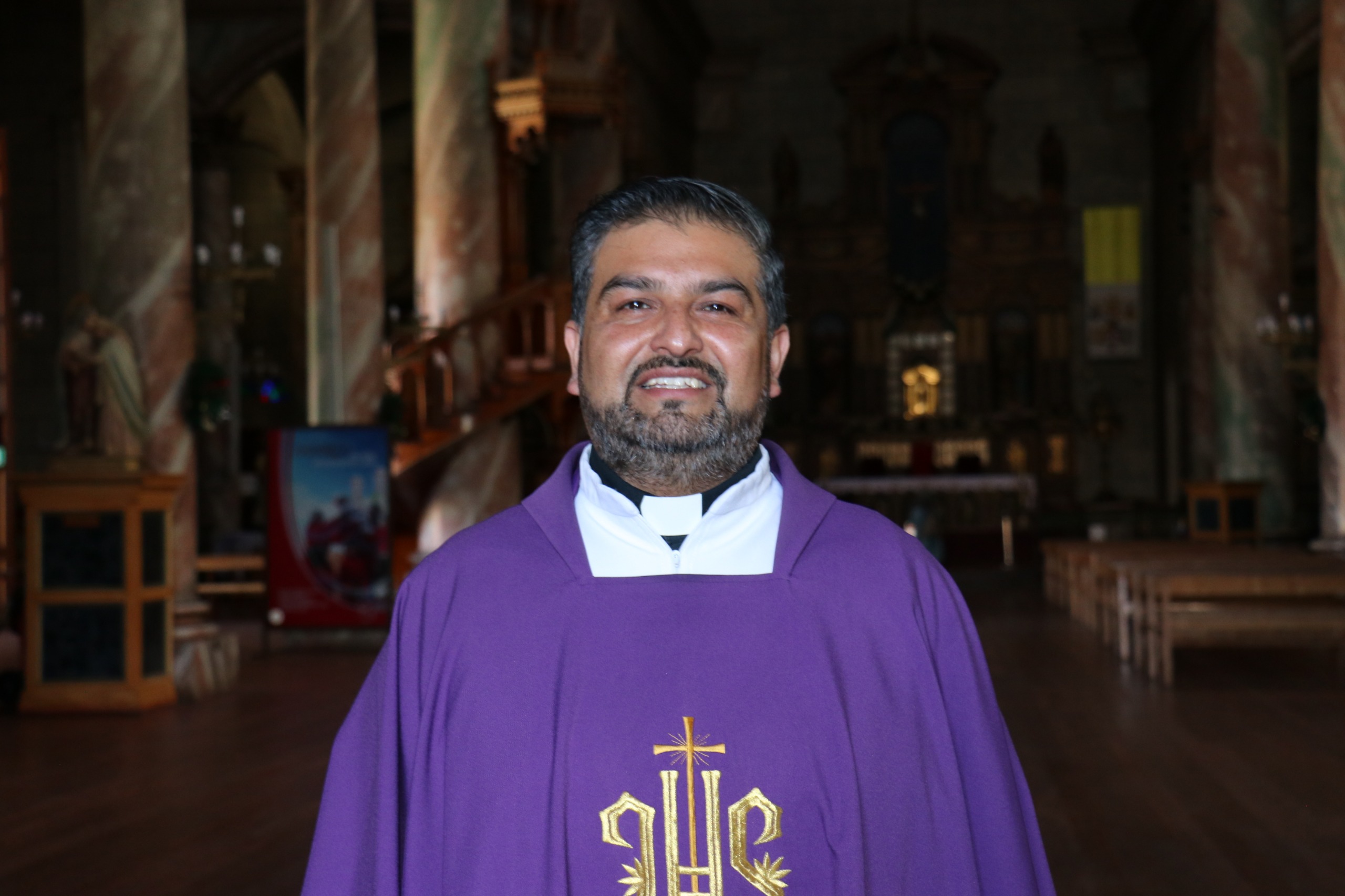 Sacerdote andacollino Jimmy Véliz celebró 10 años de sacerdocio junto a la comunidad de Andacollo